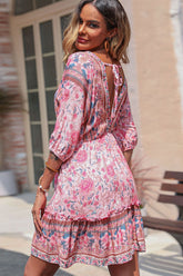 Robe bohème à col en V et bordures à volants